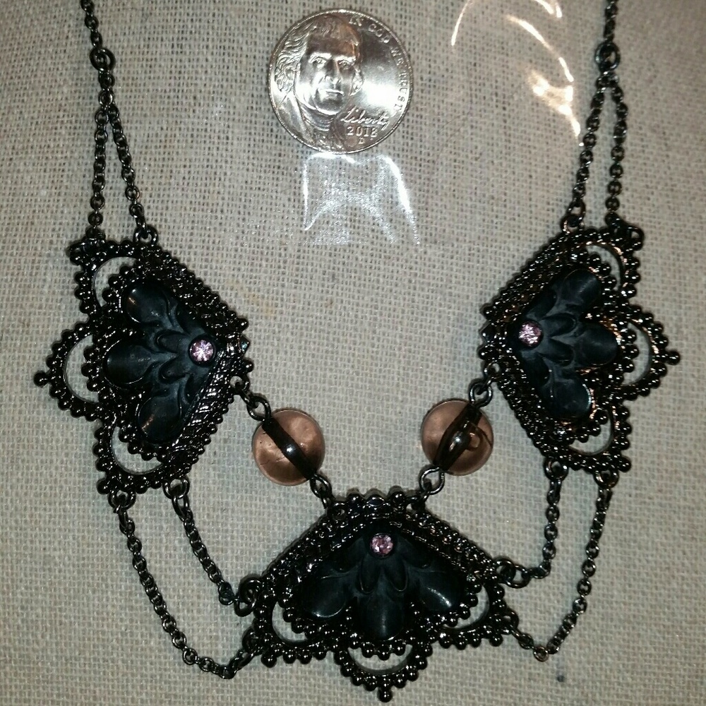 Jewelmint Gun Metal 'Baroque Bloom' Necklace